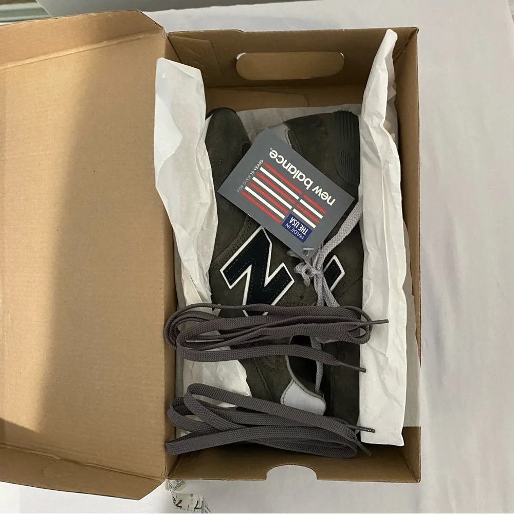 New Balance for J.Crew 1400 sneakers, military grey, men's size 7 US - Picture 4 of 12